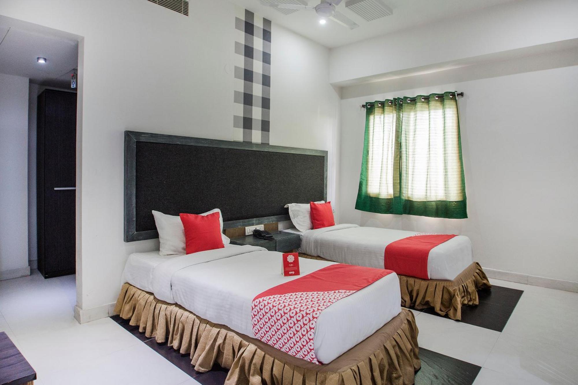 Hotel O Palak Residency Near Erragadda Metro Station Hyderabad Exterior photo