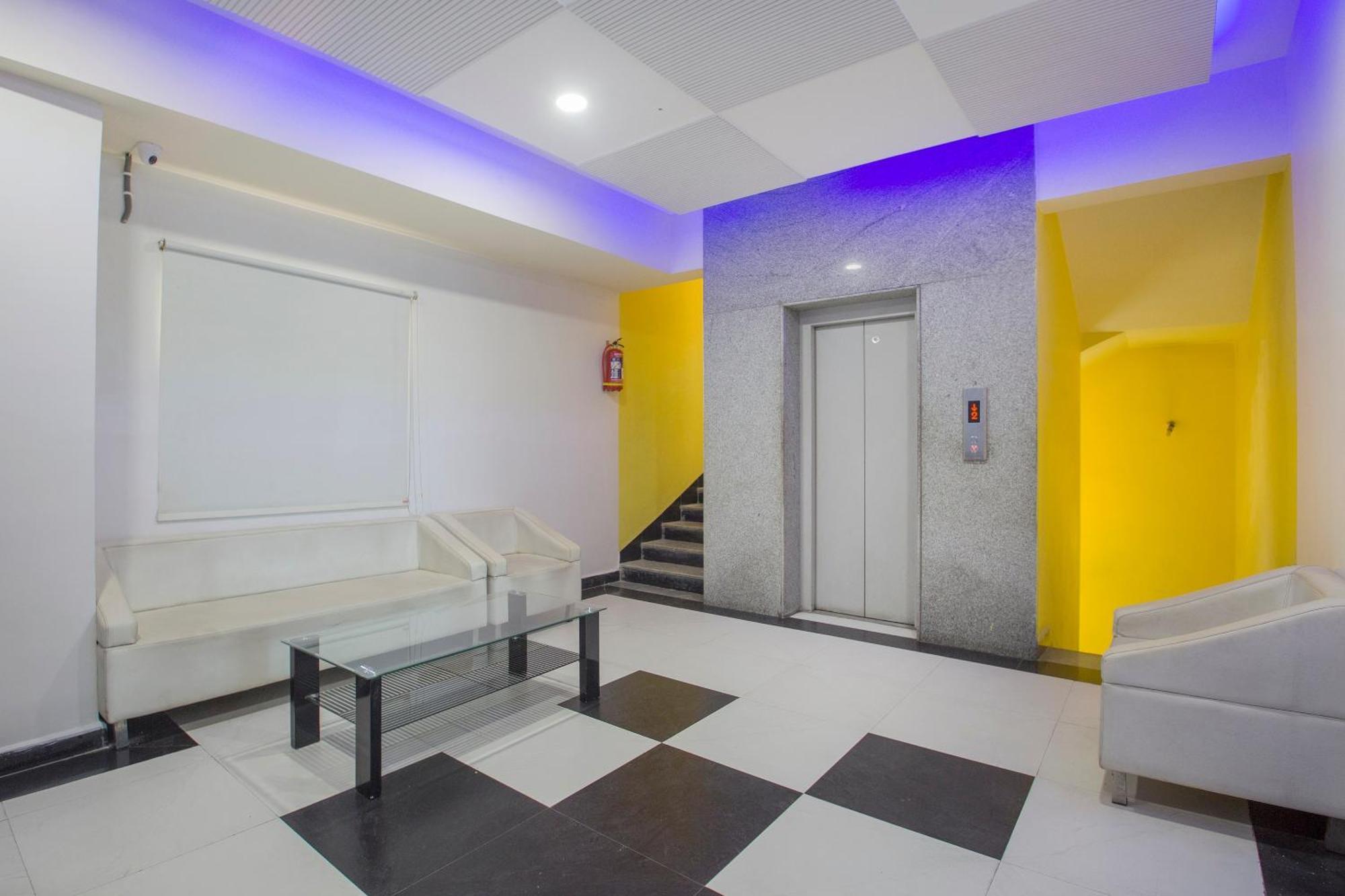 Hotel O Palak Residency Near Erragadda Metro Station Hyderabad Exterior photo