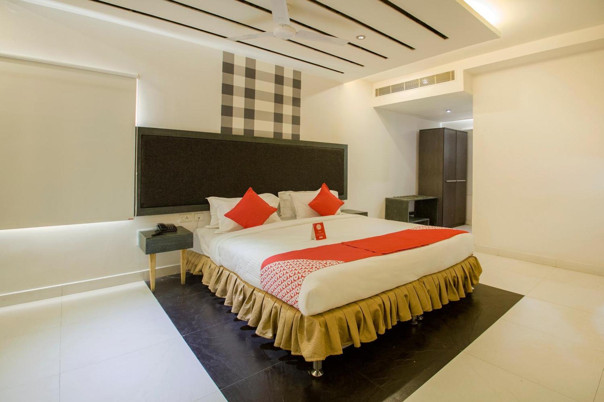 Hotel O Palak Residency Near Erragadda Metro Station Hyderabad Exterior photo