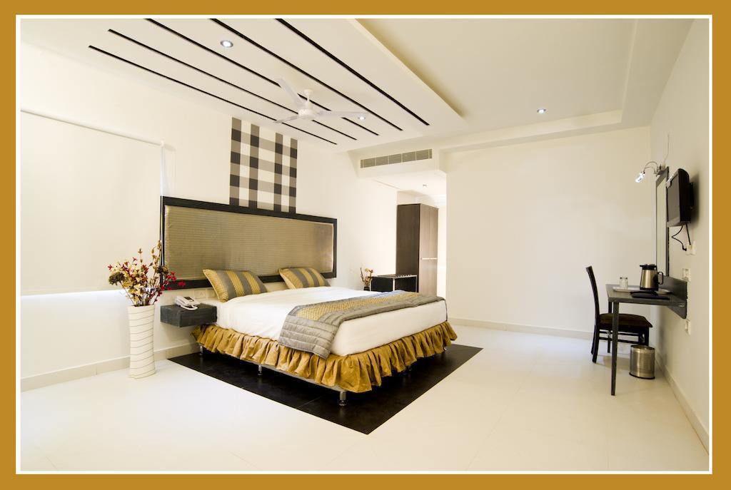 Hotel O Palak Residency Near Erragadda Metro Station Hyderabad Room photo