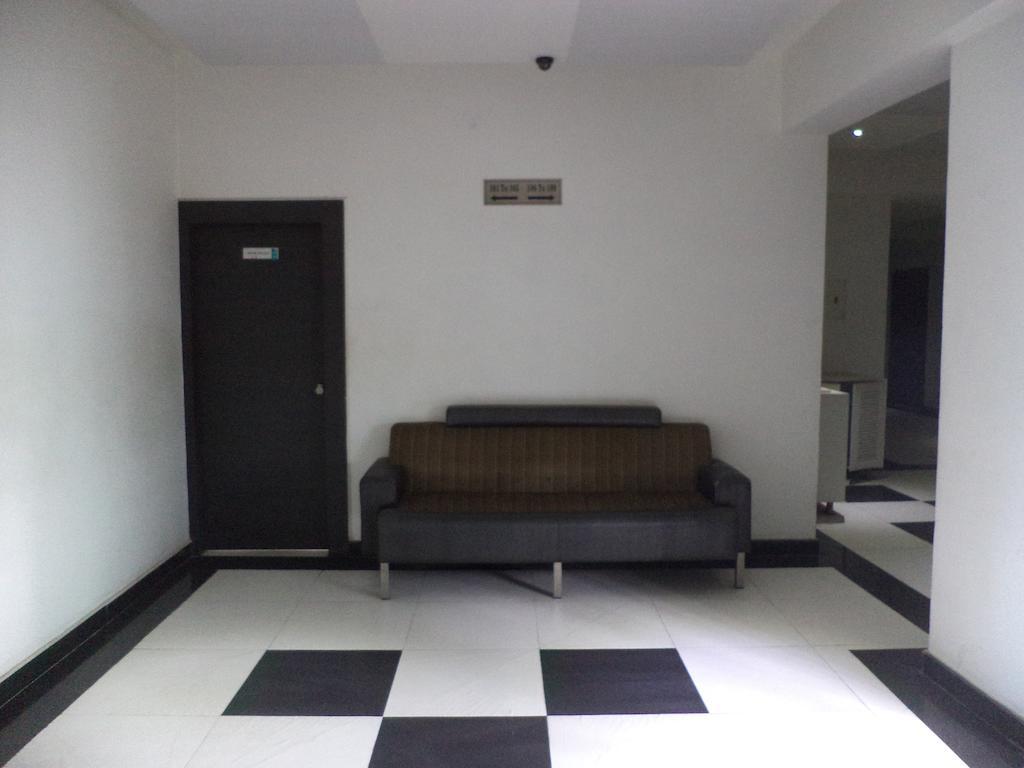 Hotel O Palak Residency Near Erragadda Metro Station Hyderabad Exterior photo
